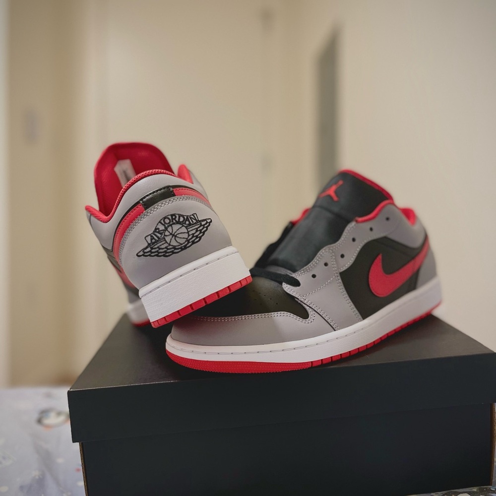 Jordan 1 lows, Size 12